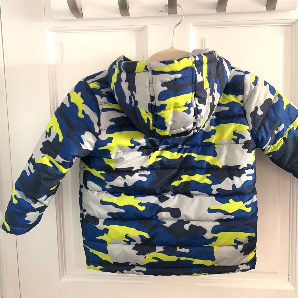 gap kids puffer . Good condition 3t
